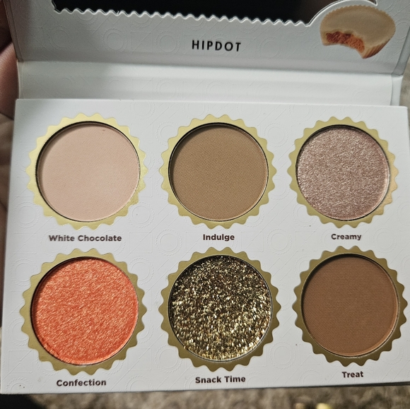 NEW Hipdot Reese's Makeup Set - Picture 4 of 9